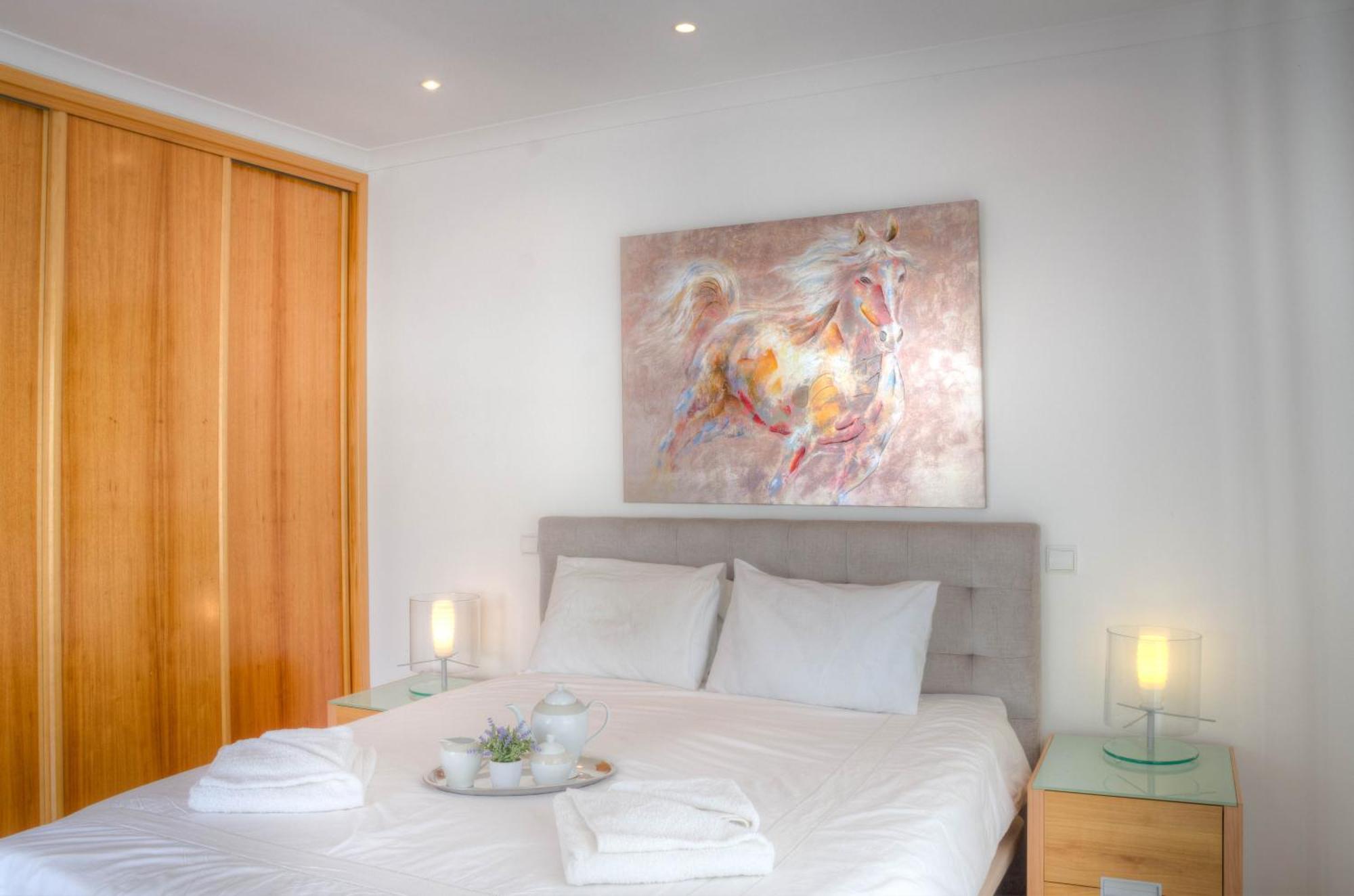 Villa Montanha, Luxury Coastal Villa, With Swimming Pool, Loungers And Alfresco Dining, 10 Min Walk To The Beautiful Praia Da Luz Beach, Shops, Bars And Restaurants! Exterior foto